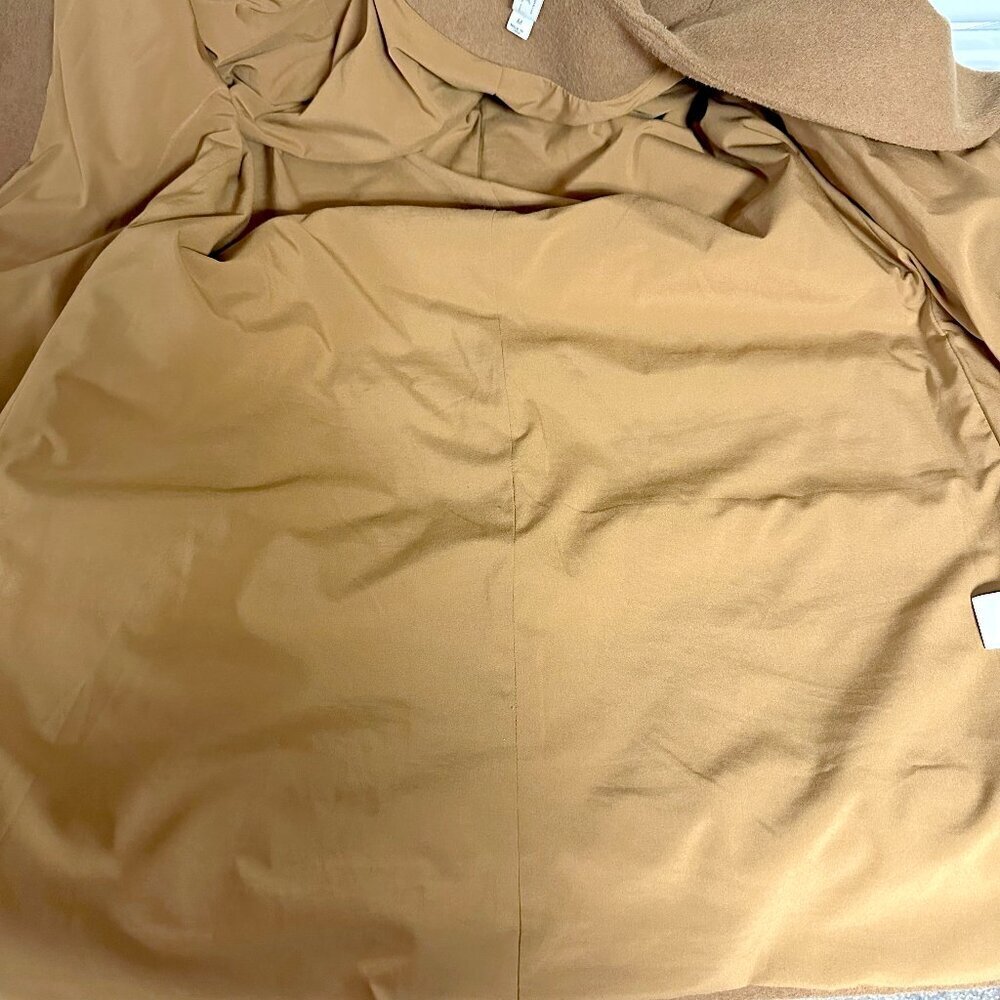 Mural Jacket - Picture 8 of 10
